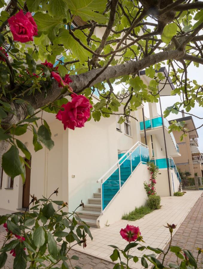 Zzznon Attivo Ex Dl5 E Dl6 Apartment Lido di Jesolo Bagian luar foto
