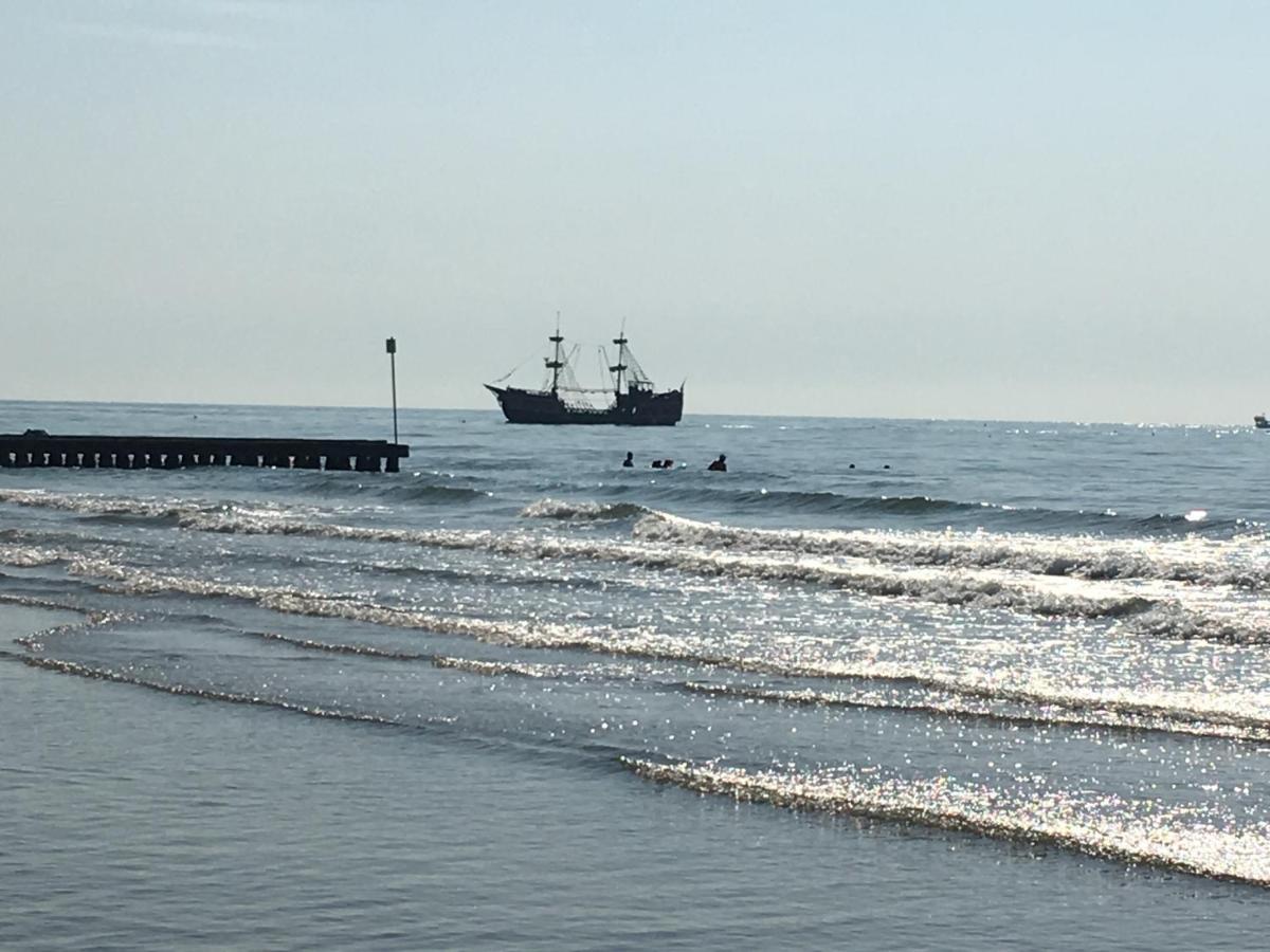 Zzznon Attivo Ex Dl5 E Dl6 Apartment Lido di Jesolo Bagian luar foto
